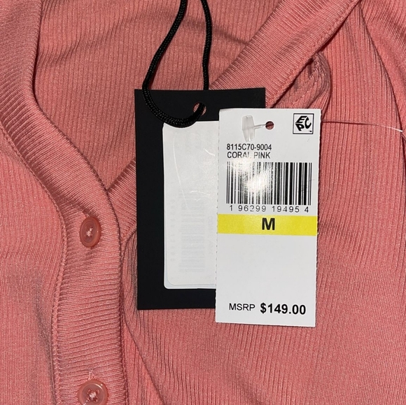 Cute Paige top - Picture 3 of 3